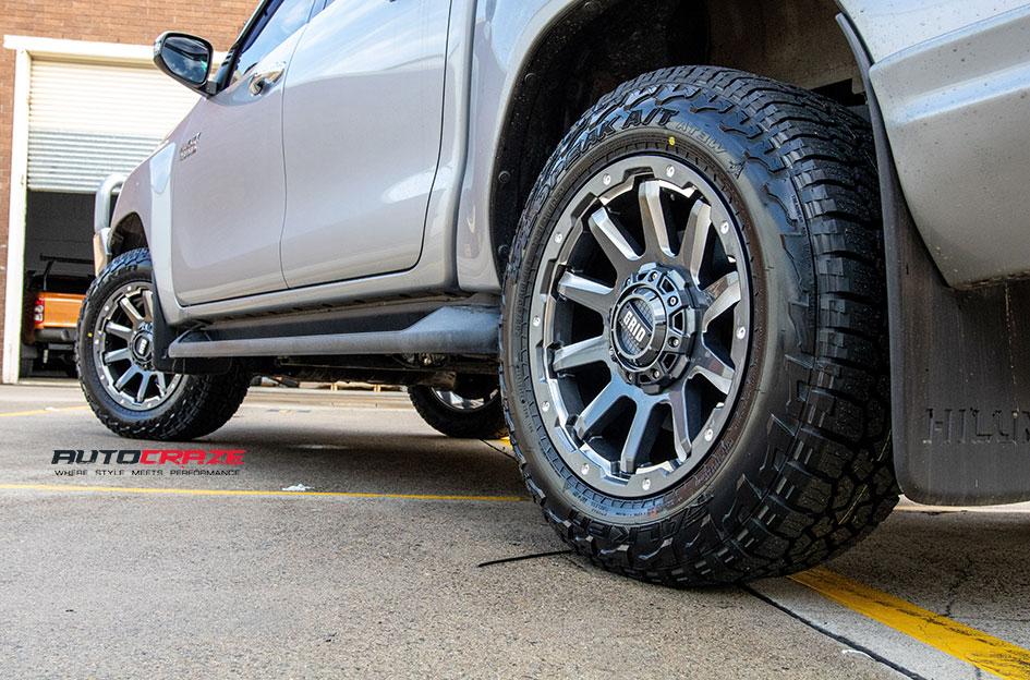 TOYOTA HILUX N80 4WD GD05 GRAPHITE WITH MILLED ACCENTS